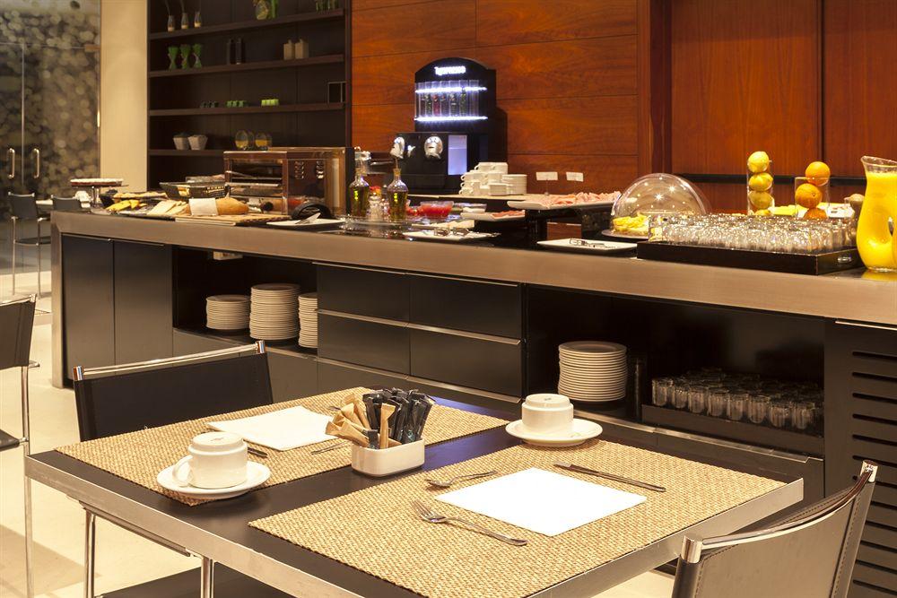 Ac Hotel A Coruna By Marriott Экстерьер фото