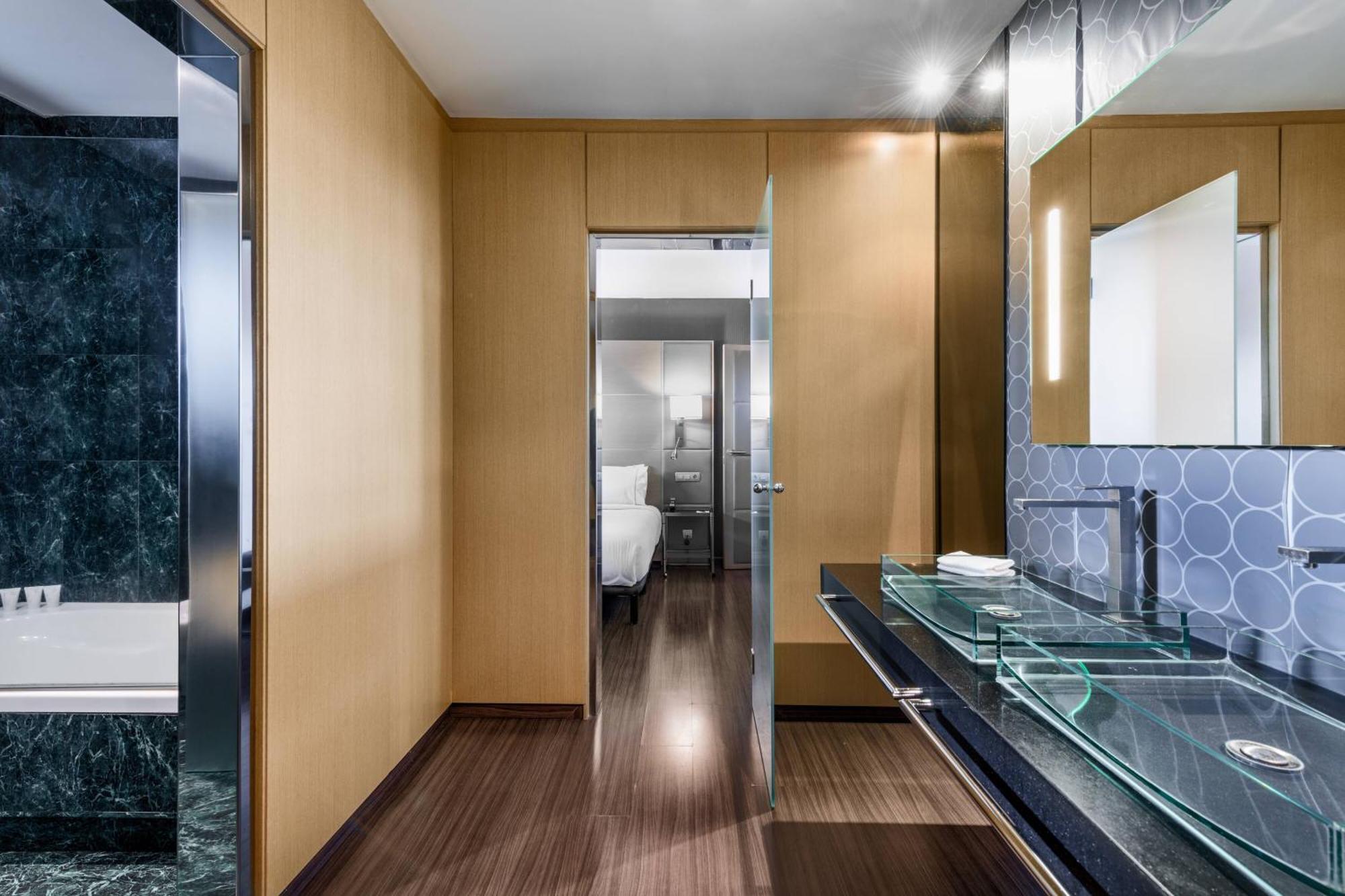 Ac Hotel A Coruna By Marriott Экстерьер фото